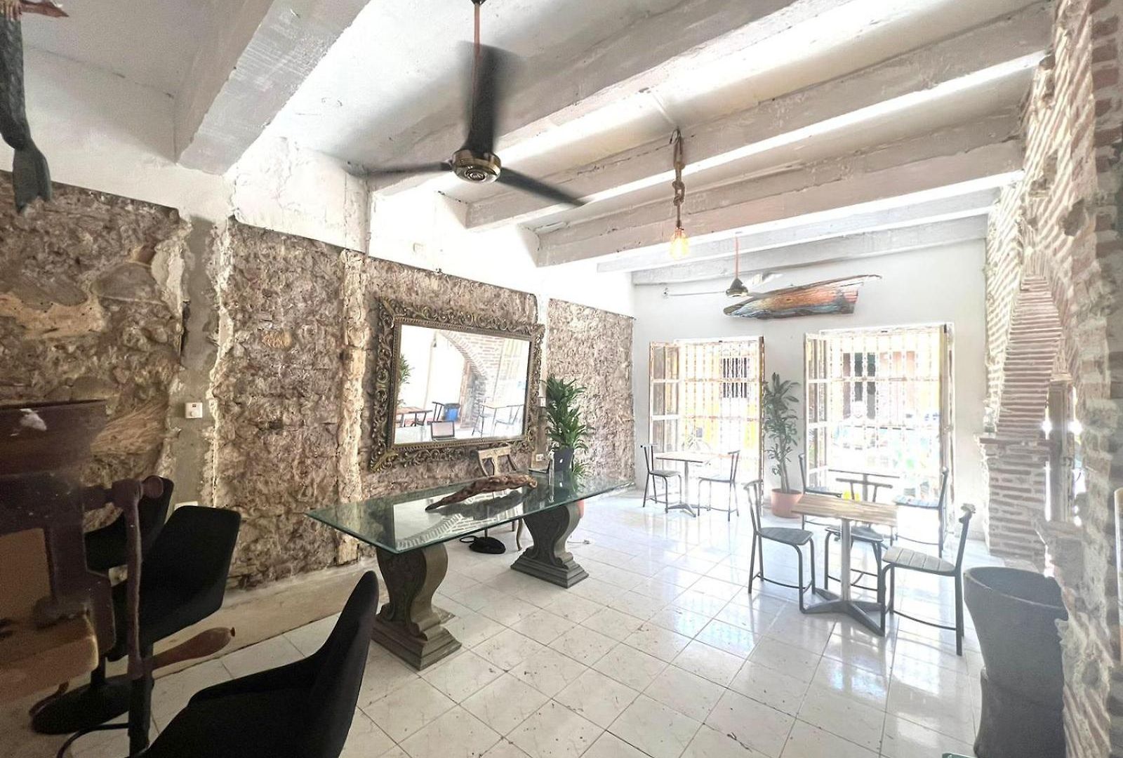 Pachamama Hostal *