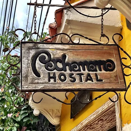 Pachamama Hostal *