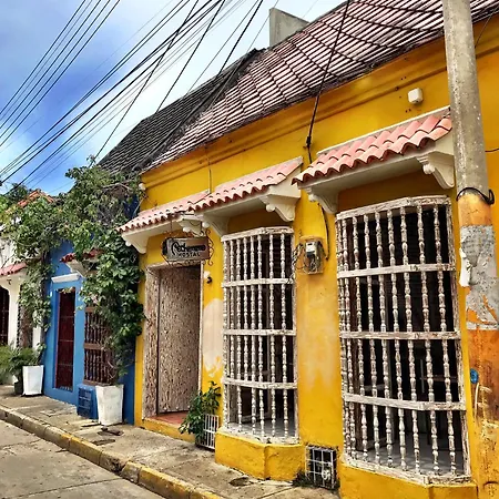 Pachamama Hostal *